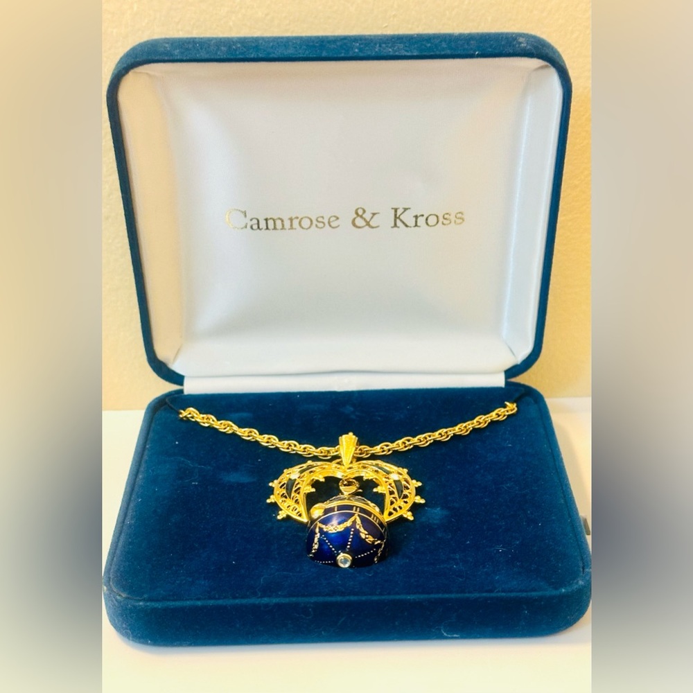 NWT CAMROSE & KROSS JACQUELINE KENNEDY COLLECTION FABERGE EGG WATCH PENDANT